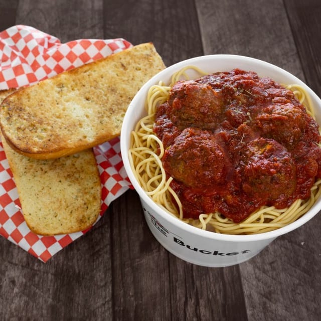 #3 Special, Medium Spaghetti Bucket, 4 Meatballs, Half Loaf Garlic Bread.